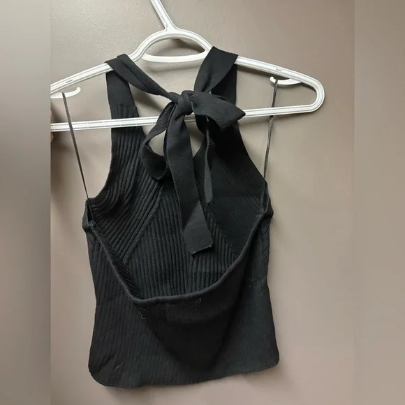 Dynamite Knit Halter Top - Picture 2 of 2